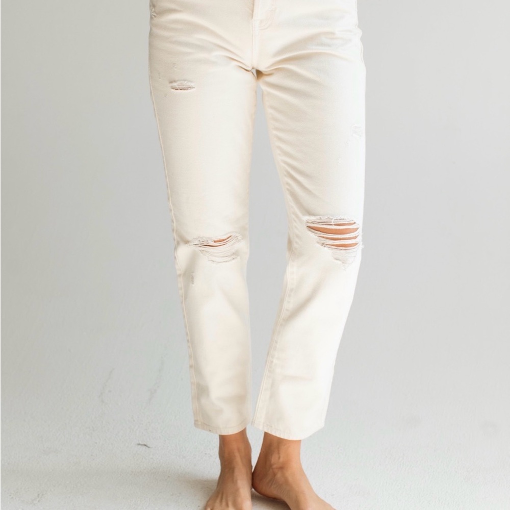 Carly Jean Los Angeles- Topanga. Cream Ripped Ankle Jeans